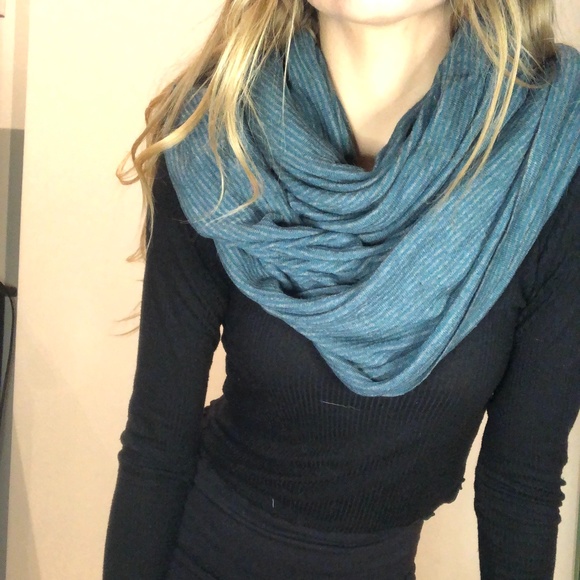 Merino Wool Infinity Scarf - Picture 1 of 1